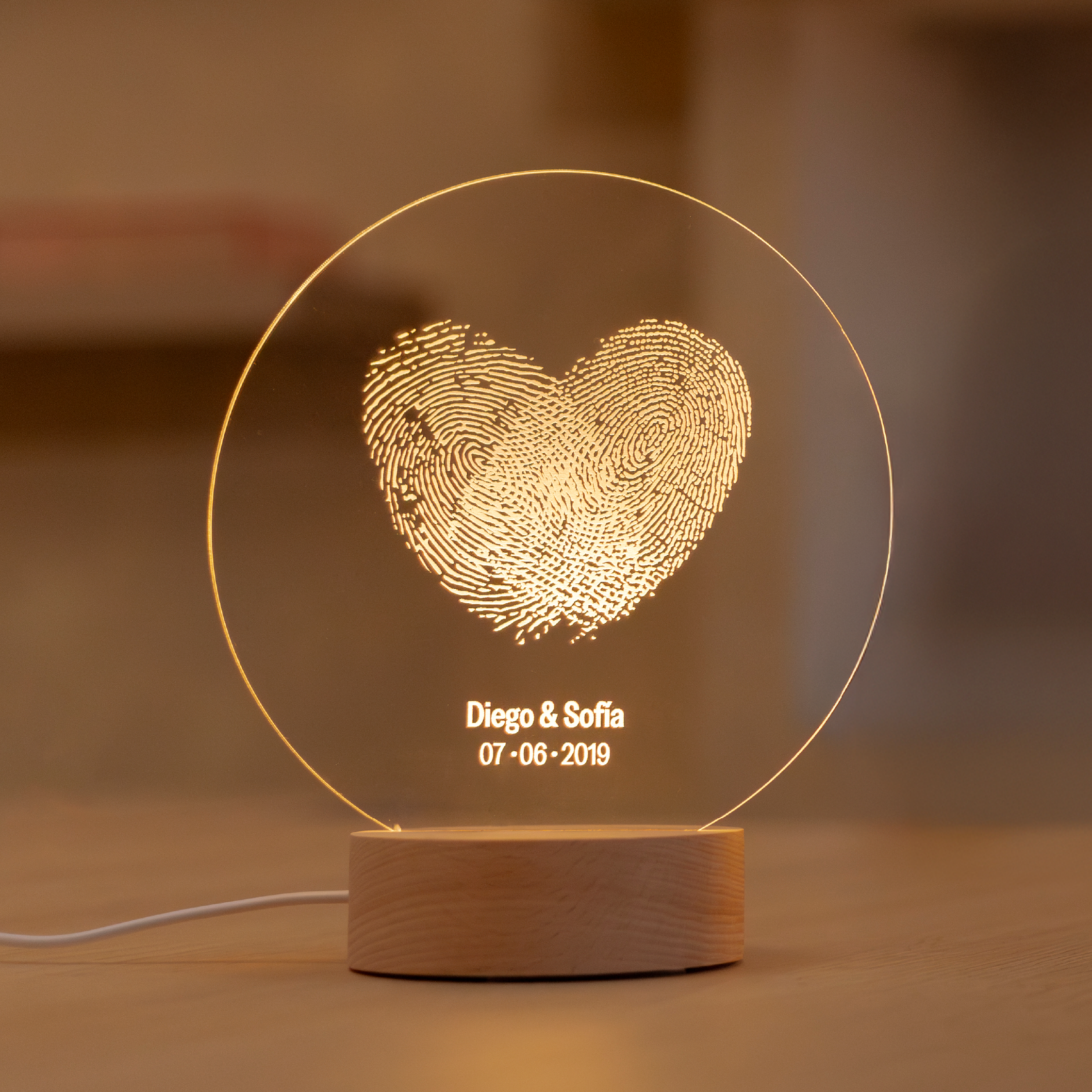 Lámpara Madera Huellas Pareja